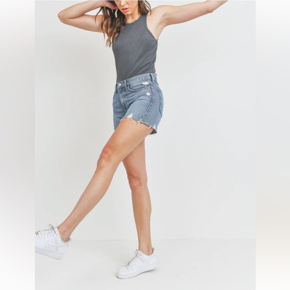 Women’s Shorts - Picture 2 of 5